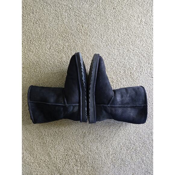 Ugg Australia Classic Short II Boots in Black Sheepskin Leather Women's Size 9 - Picture 7 of 9